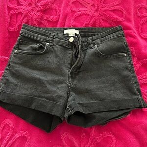 Black H&M US6 shorts